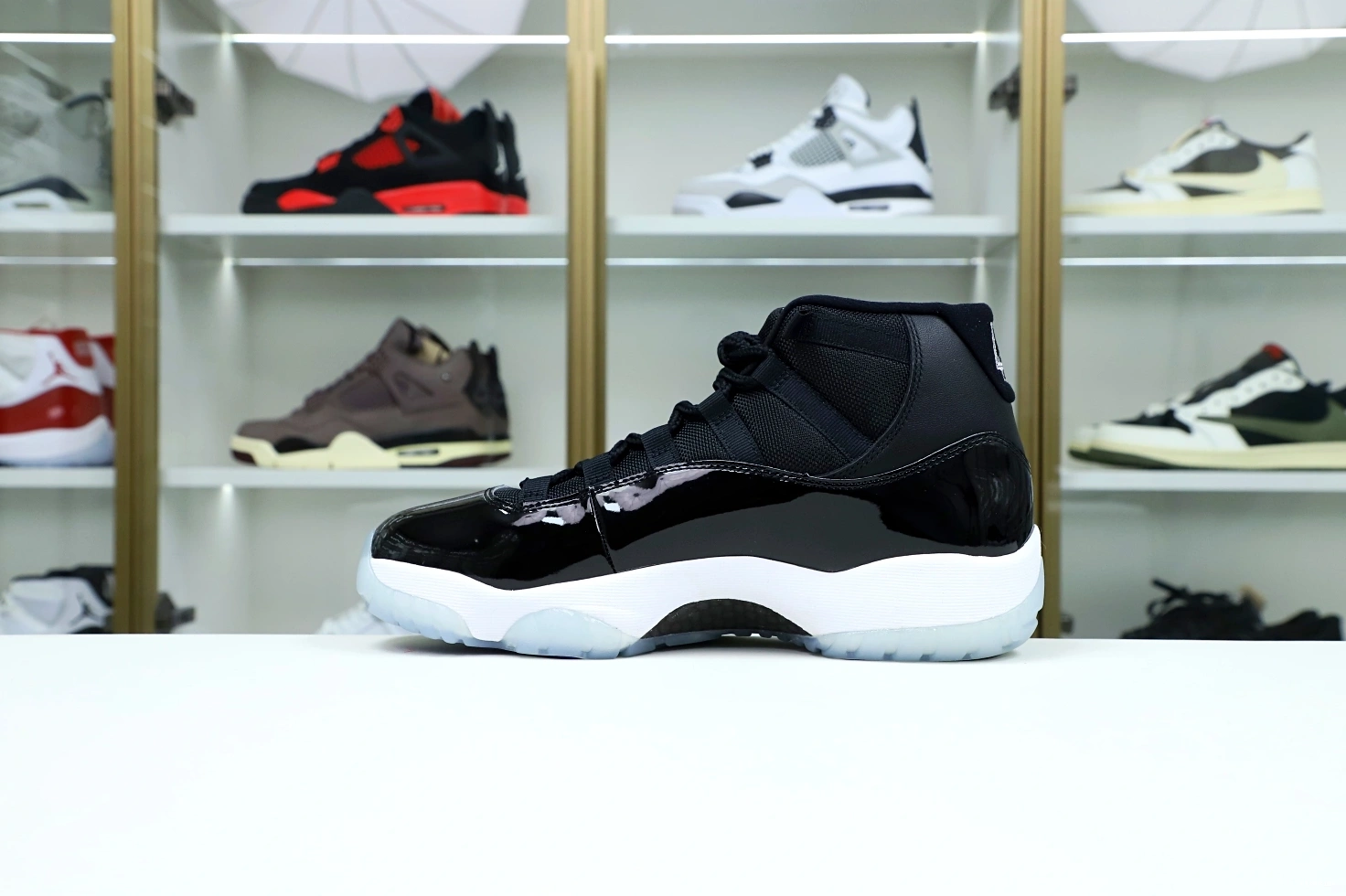 NIKE JORDAN 11 AIR 1110